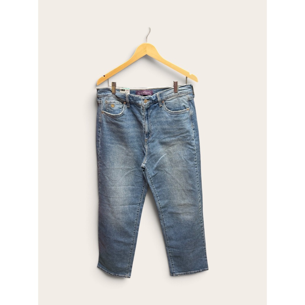 Gloria Vanderbilt Relaxed Straight Leg Jeans Medium Wash Size 12 NWT